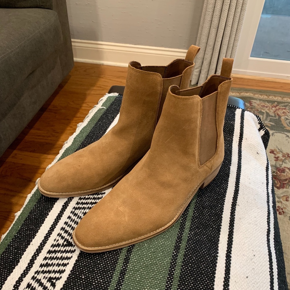 Urban Outfitters Suede Chelsea Boots